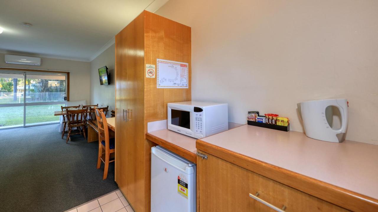 Chinchilla Great Western Motor Inn Esterno foto