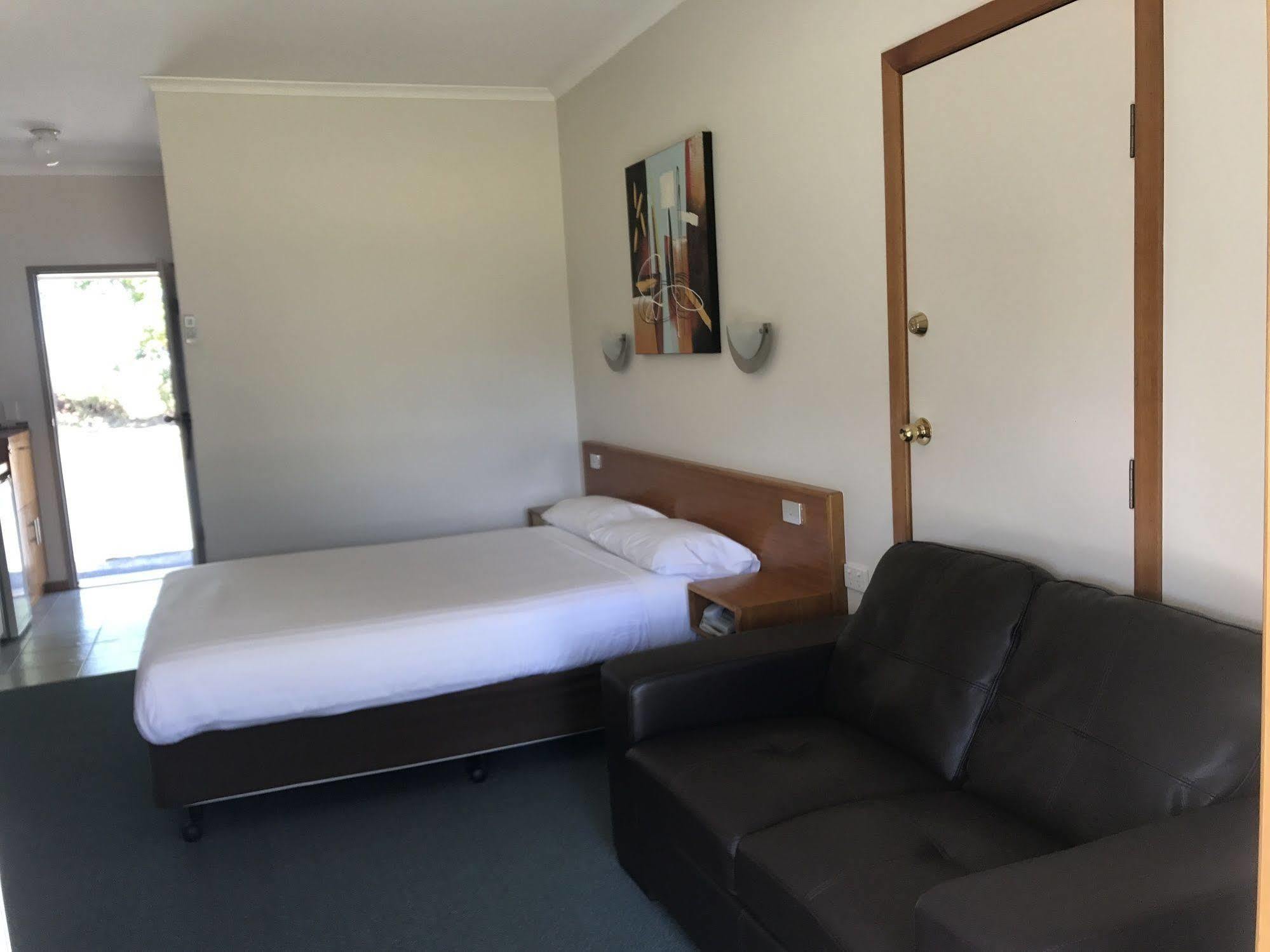 Chinchilla Great Western Motor Inn Esterno foto