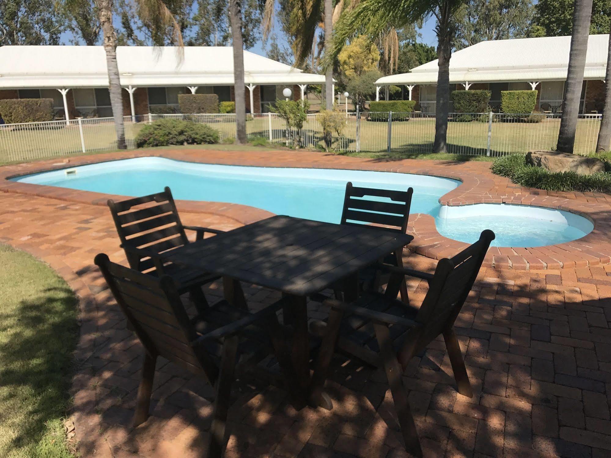 Chinchilla Great Western Motor Inn Esterno foto